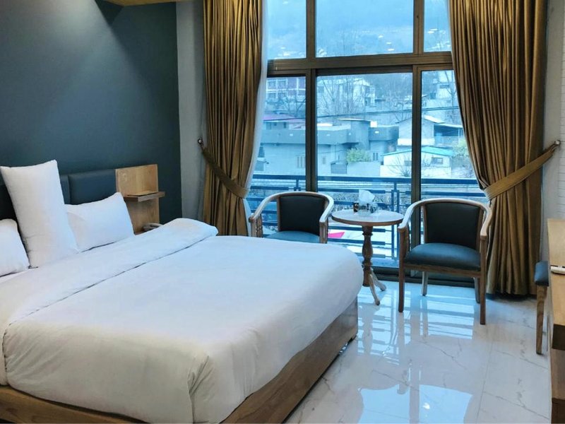 Leading Continental Hotel - Muzaffarabad AJKの写真