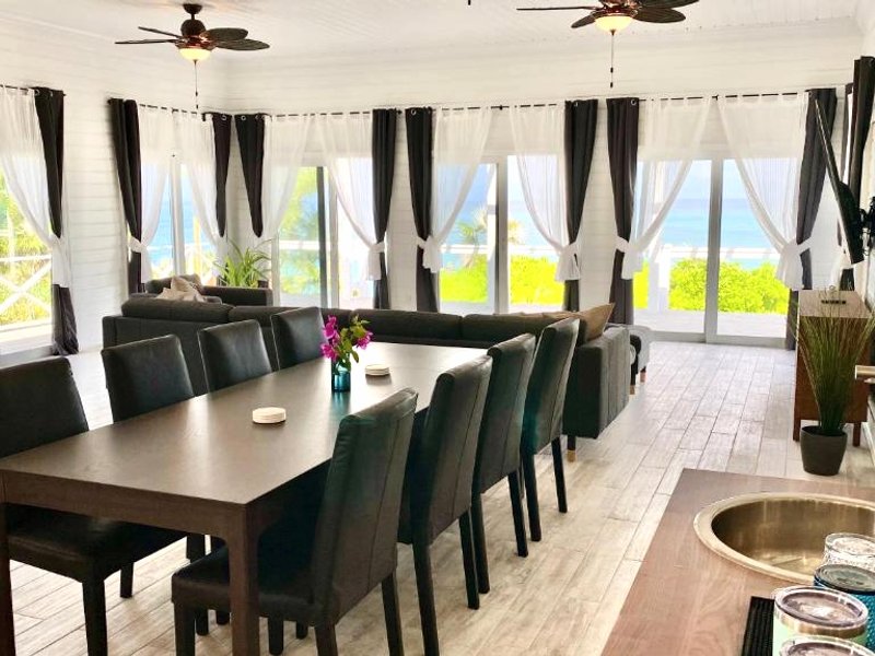 Eleuthera Retreat - Private Villa & Cottages on pink sand beachfrontの写真