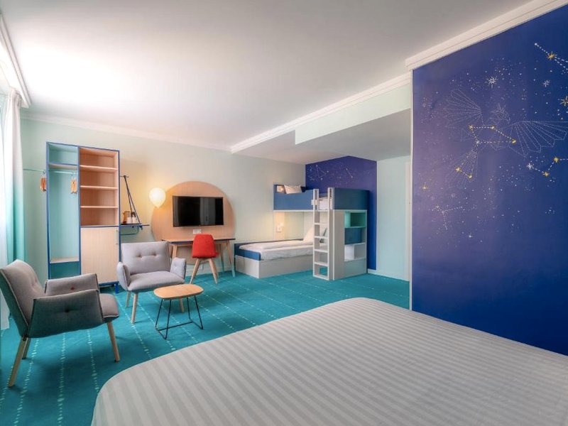 マジック サーカス パリ (Le Grand Magic Hotel)の写真