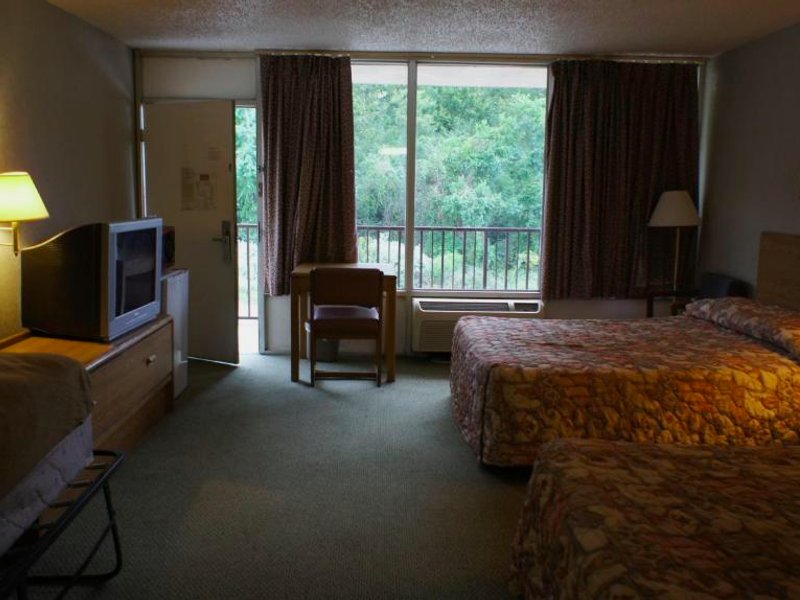 Executive Inn & Suitesの写真