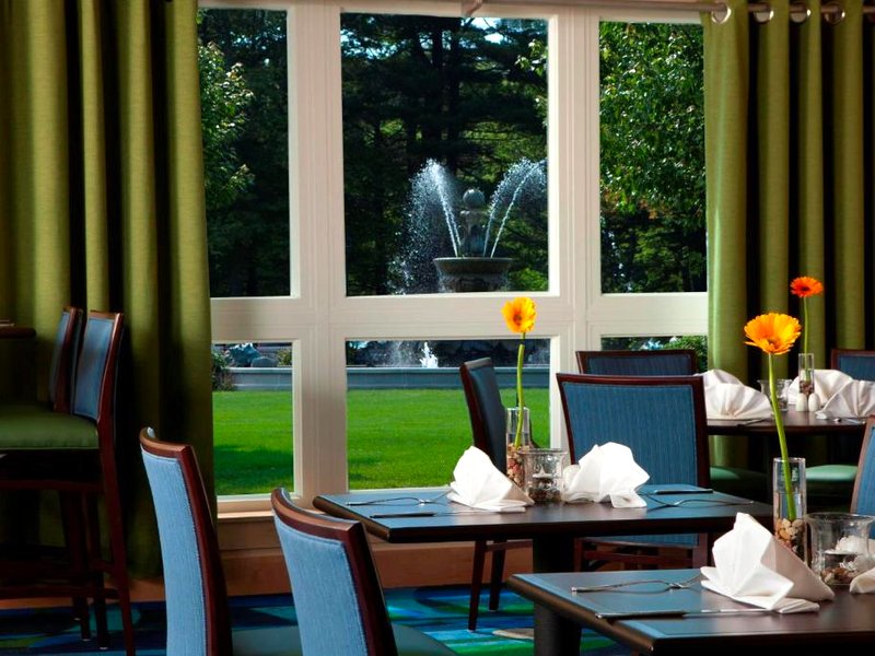 ザ ワイリー イン アンド カンファレンス センター アット エンディコット カレッジ (The Wylie Inn and Conference Center at Endicott College)の写真