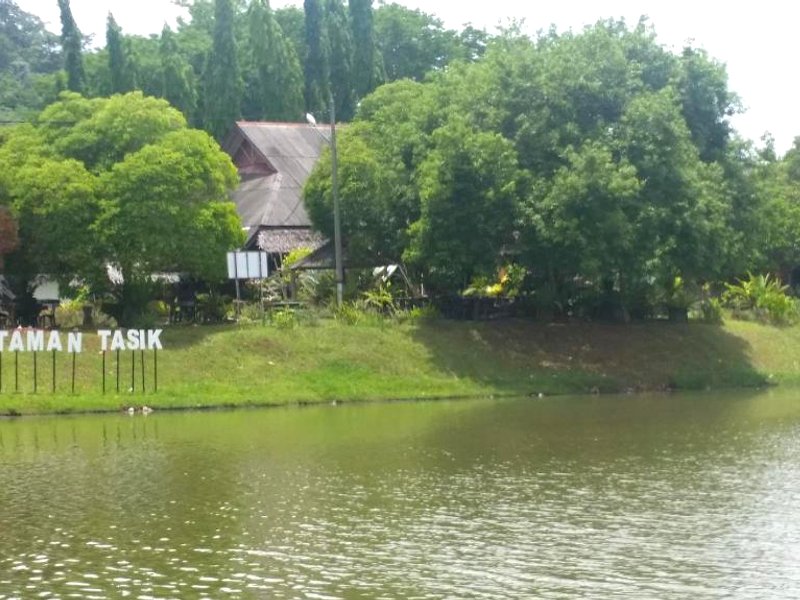 ディーナ ホテル (Deena Hotel)の写真