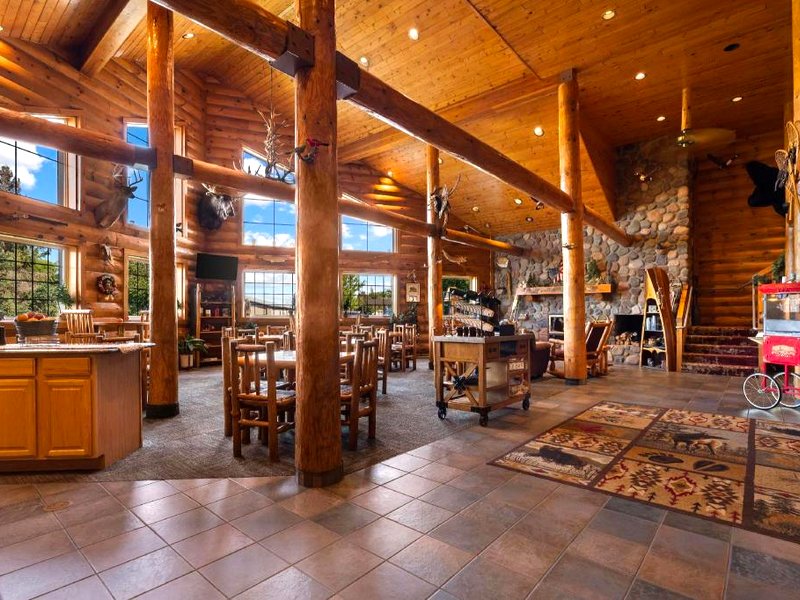 ベストウェスタン ノースウッズ ロッジ (Best Western Northwoods Lodge)の写真