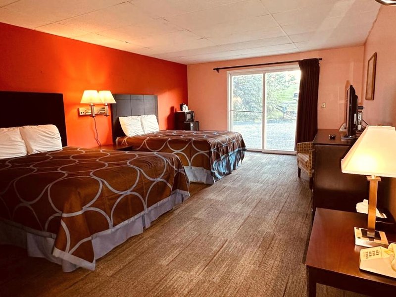 AmeriVu Inn & Suites - St Croix Fallsの写真