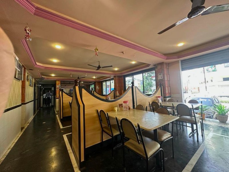 ホテル ドゥルヴ パレス (Hotel Dhruv Palace)の写真