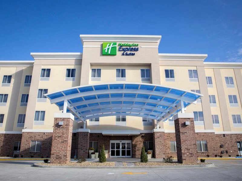 ホリデイ イン エクスプレス アンド スイーツ エドワーズビル バイ IHG (Holiday Inn Express and Suites Edwardsville By IHG)の写真