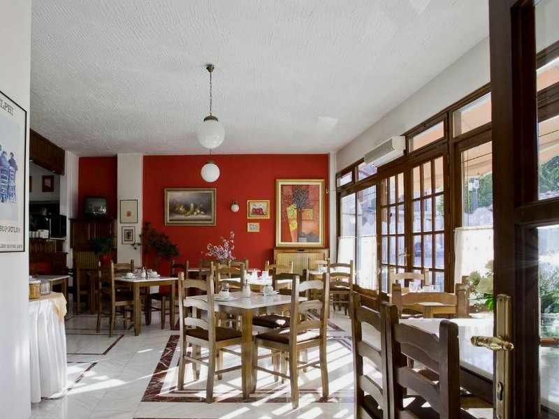 Kouros Hotelの写真