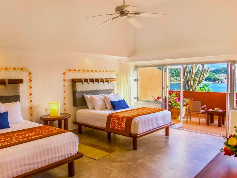 ラス ブリサス ウアトゥルコ (Las Brisas Huatulco)の写真