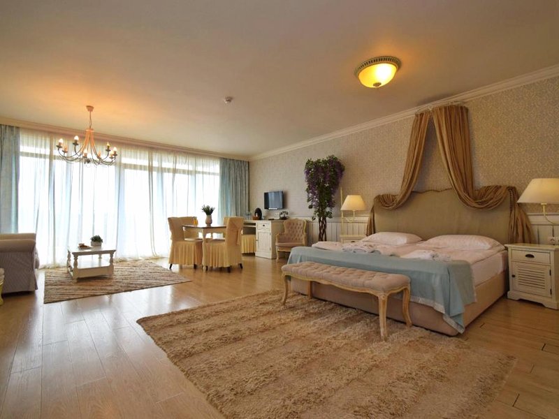 Therma Palace - Spa & Mineral Poolの写真