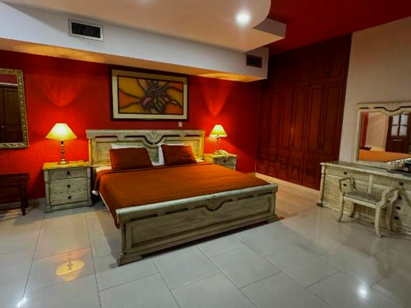 Hotel Dinastía (Hotel Dinastia)の写真