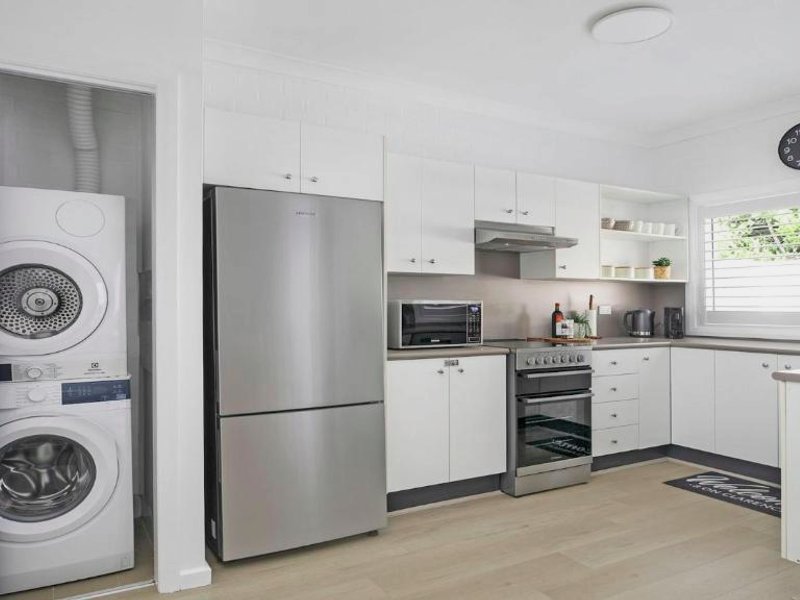 8 on Clarenceの写真