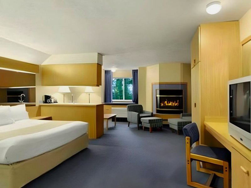 ベイモント イン & スイーツ バイ ウィンダム アンカレッジ エアポート (Baymont Inn & Suites by Wyndham Anchorage Airport)の写真