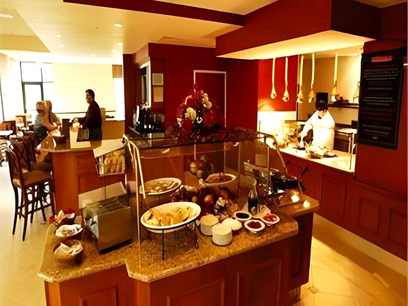 ヒルトン ガーデン イン オコノモワク (Hilton Garden Inn Oconomowoc)の写真