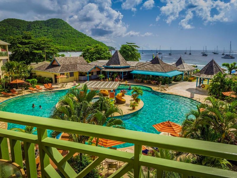 Bay Gardens Beach Resort & Spaの写真