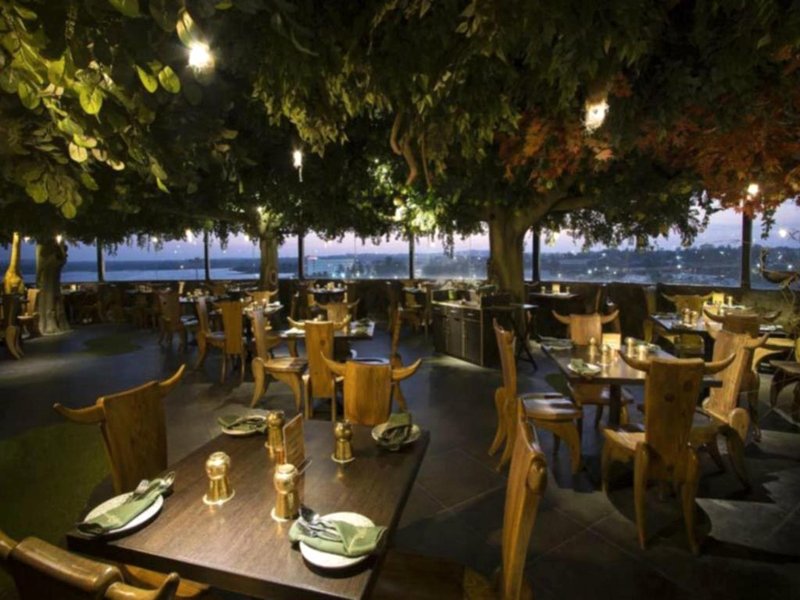 ザ プレジデント ホテル (The President Hotel)の写真