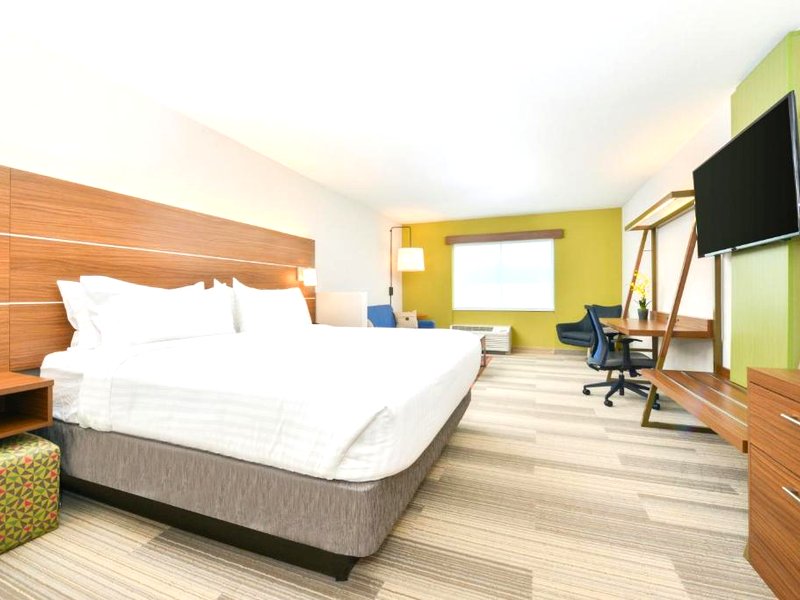 Holiday Inn Express & Suites Salem By IHGの写真