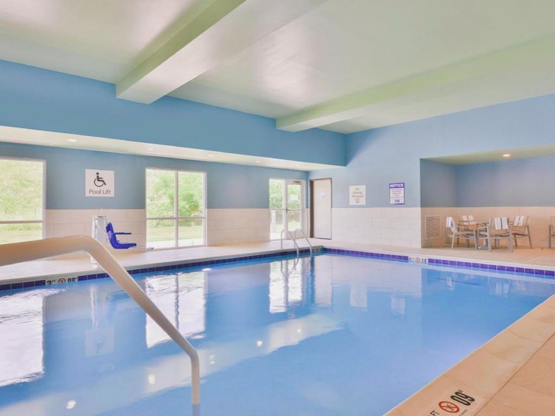 Holiday Inn Express & Suites Salem By IHGの写真