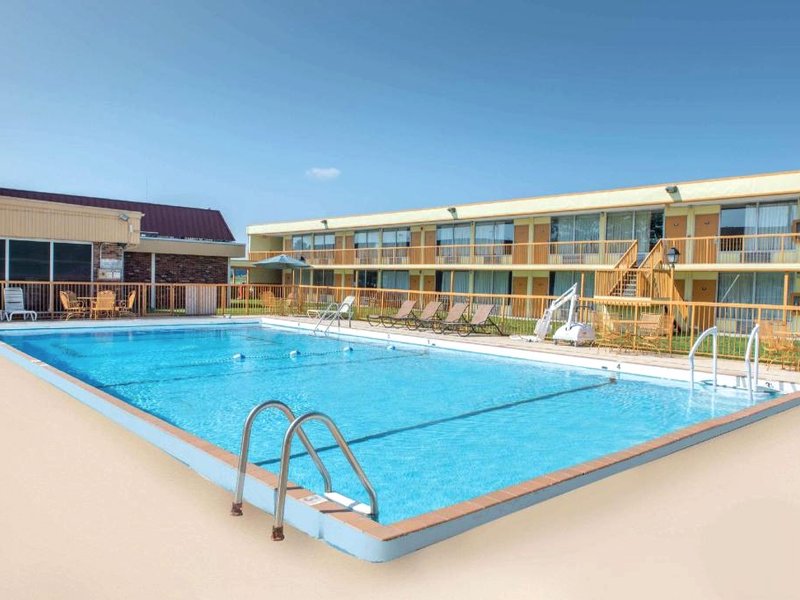 Days Inn by Wyndham Salem, Illinoisの写真