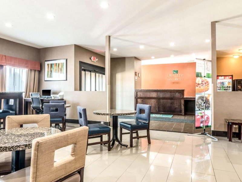 Quality Inn & Suites Salem near I-57の写真