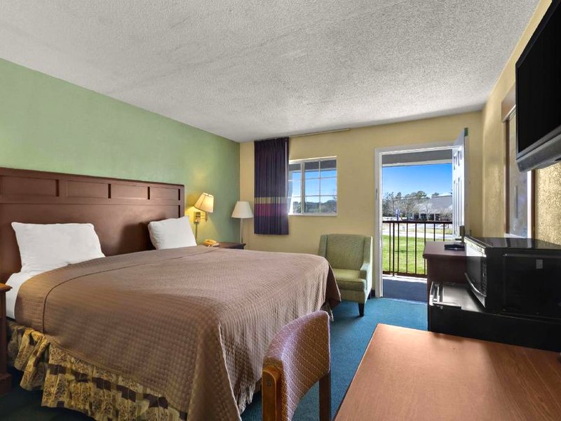 アメリカズ ベスト バリュー イン イーデントン (Americas Best Value Inn Edenton)の写真