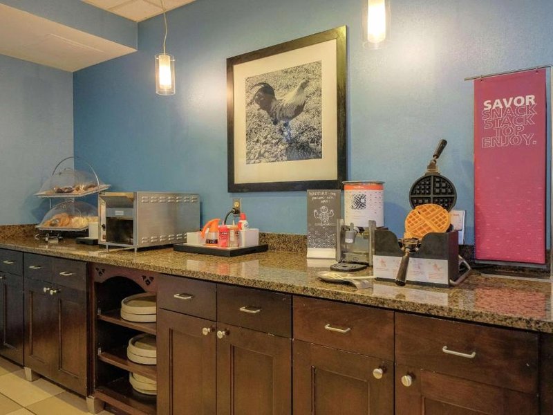 ハンプトン イン イーデントン (Hampton Inn Edenton)の写真