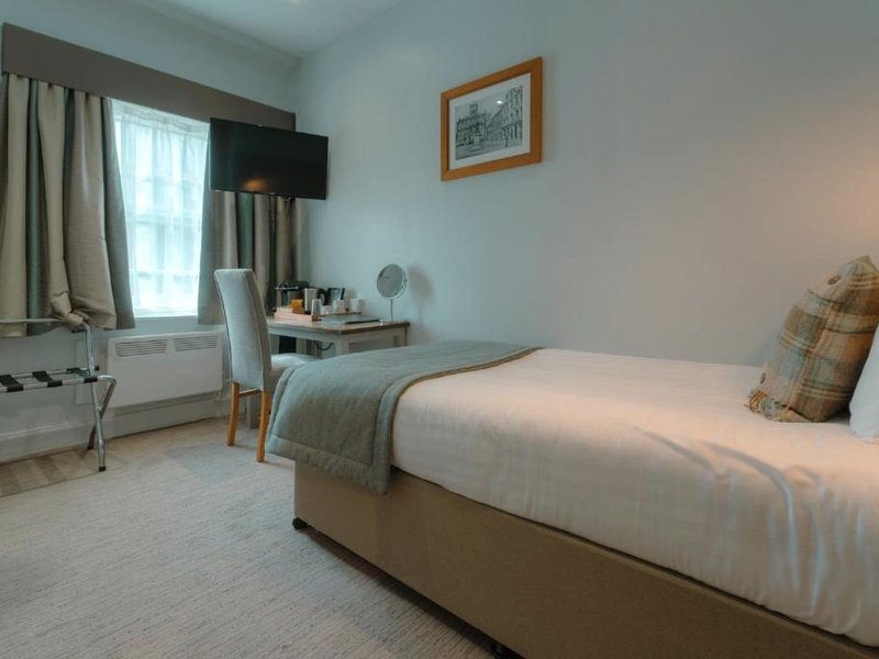 West Port Hotelの写真