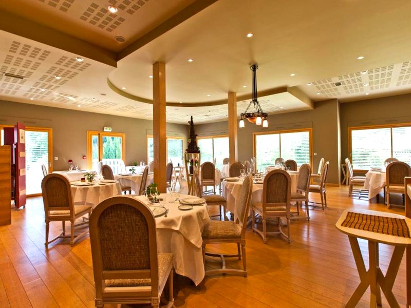 ホテル レストラン レ クダリー (Hotel-restaurant Les Caudalies)の写真