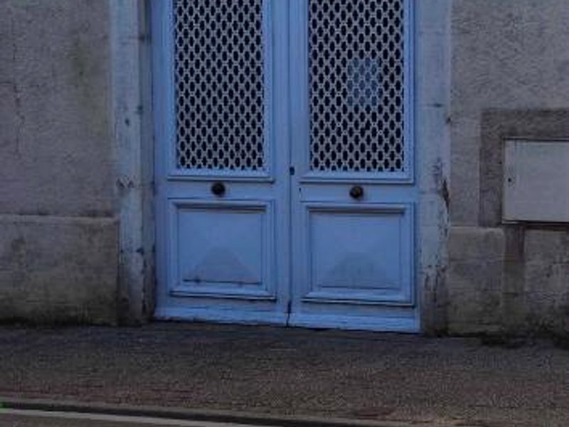 Superbe studio en résidence rue de courcelles (Superbe studio en residence rue de courcelles)の写真