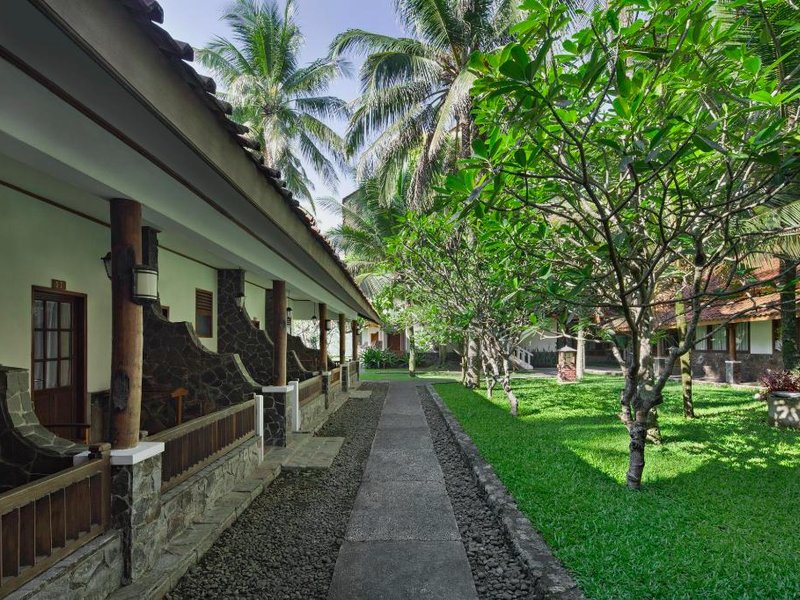 サンライズ ビーチ ホテル パンガンダラン (Sunrise Beach Hotel Pangandaran)の写真
