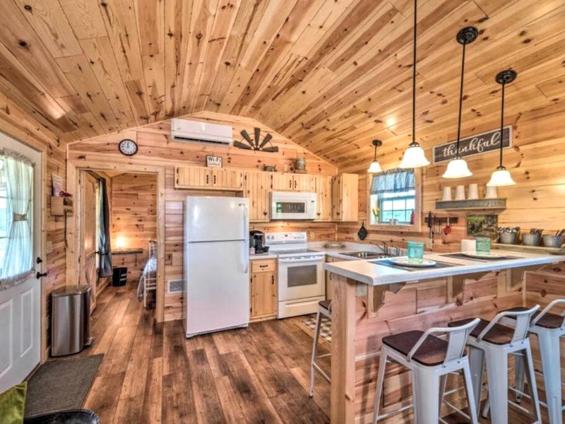 Mammoth Cave Cabin Rentals 1の写真