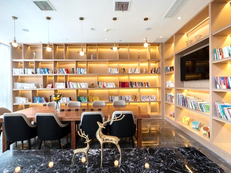 Atour Hotel Suining Chuanshan High-speed Railway Stationの写真