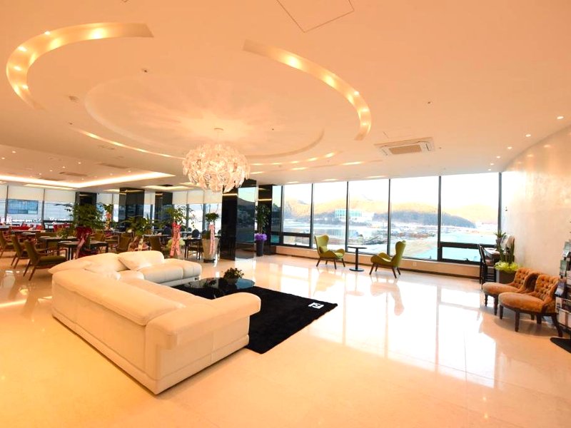 コジェ アートヌーボー スイート ホテル (Geoje Artnouveau Suite Hotel)の写真