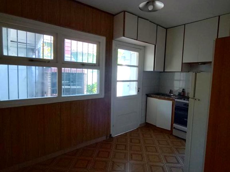 Casa a 2 cuadras del mar en Necocheaの写真
