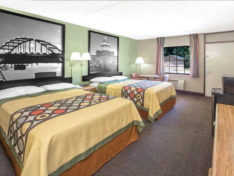Super 8 By Wyndham Clarksville Arの写真