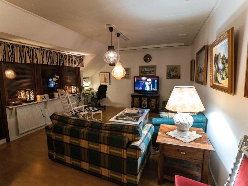 Mysig takvåning med balkong (Mysig takvaning med balkong)の写真