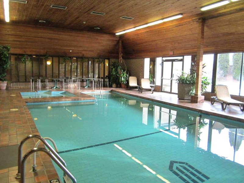 ラマダ ホテル&カンファレンス センター バイ ウィンダム ケロウナ (Ramada Hotel & Conference Center by Wyndham Kelowna)の写真