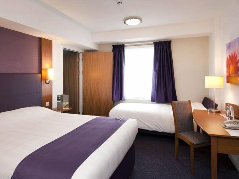 Premier Inn Manchester Buryの写真