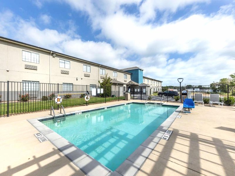 ベスト ウェスタン アトカ イン&スイーツ (Best Western Atoka Inn & Suites)の写真