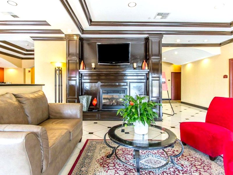 コンフォート イン&スイーツ アトカ (Comfort Inn & Suites Atoka)の写真