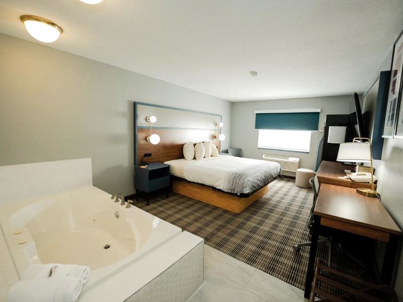 AmericInn by Wyndham Tomahawk の写真