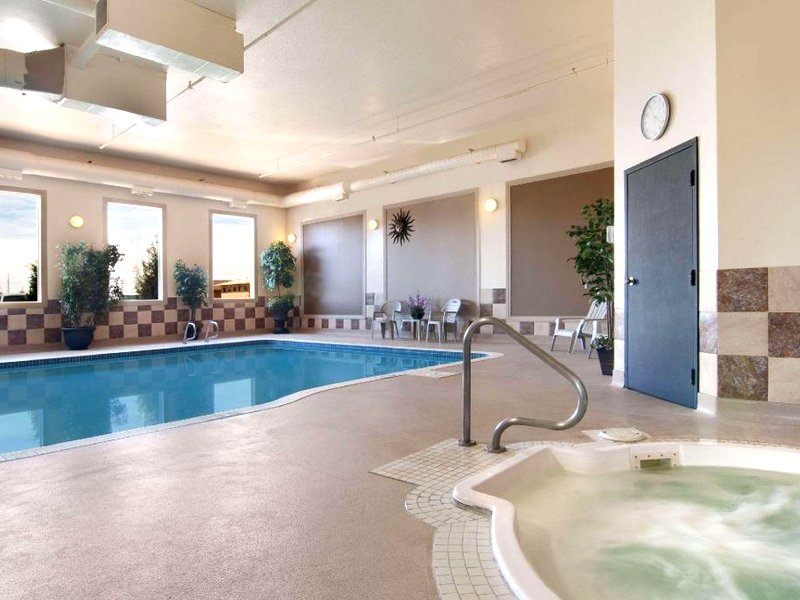 トラベロッジ バイ ウィンダム ストーニー プレイン (Travelodge by Wyndham Stony Plain)の写真