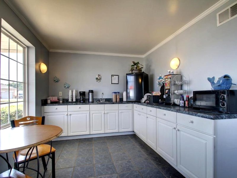 Key West Inn - Childersburgの写真