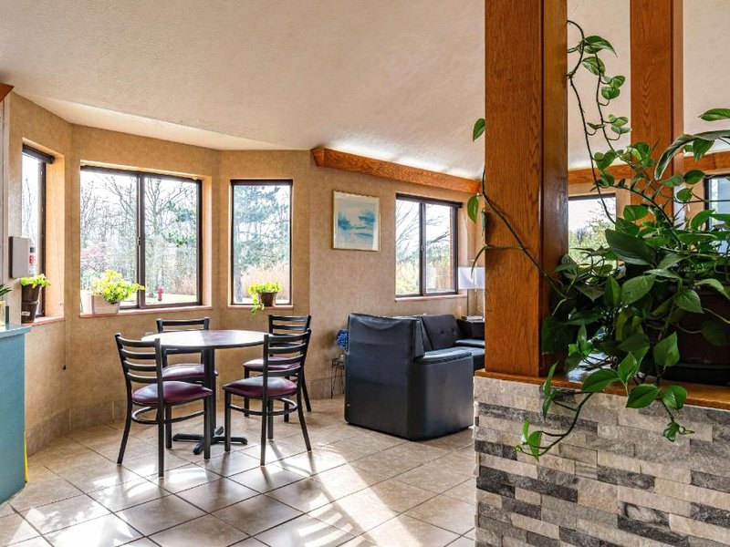 エコノ ロッジ クリーブランド サウスイースト - ケント (Econo Lodge Cleveland Southeast - Kent)の写真