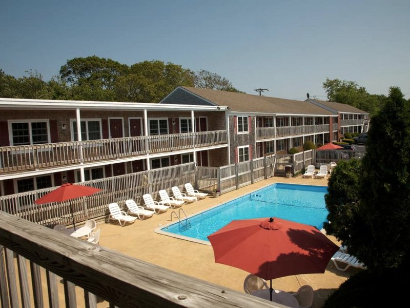 Holiday Hill Inn & Suitesの写真