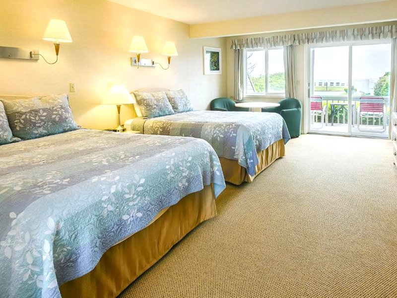 Surfcomber On The Oceanの写真