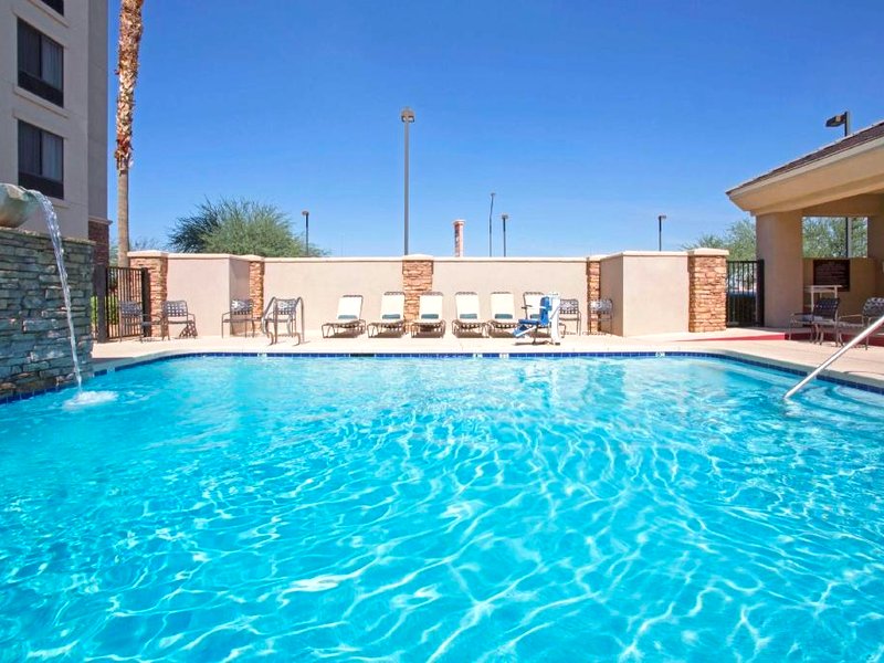 Hilton Garden Inn Phoenix/Avondaleの写真