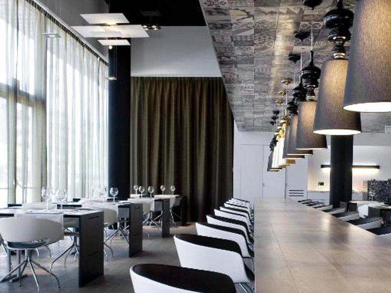 カーボン ホテル (Carbon Hotel)の写真