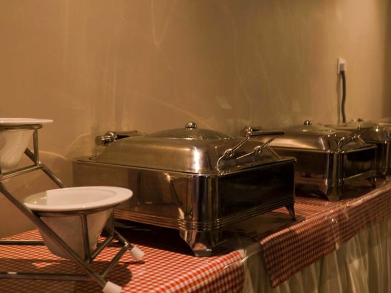 ホテル グルモハール グランド (HOTEL GULMOHAR GRAND)の写真