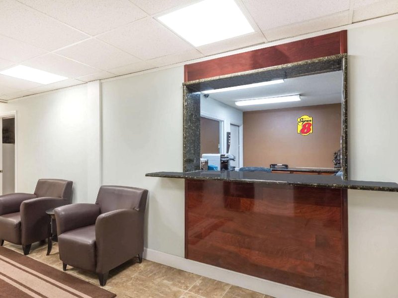 スーパー 8 バイ ウインダム チャタヌーガ ウールトワー (Super 8 By Wyndham Chattanooga Ooltewah)の写真