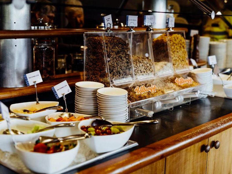 ストラーン ビレッジ (Strahan Village)の写真